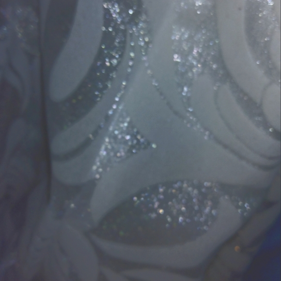 Wedding dress -used - Aspeed USA - size 5-6 white - Picture 7 of 8